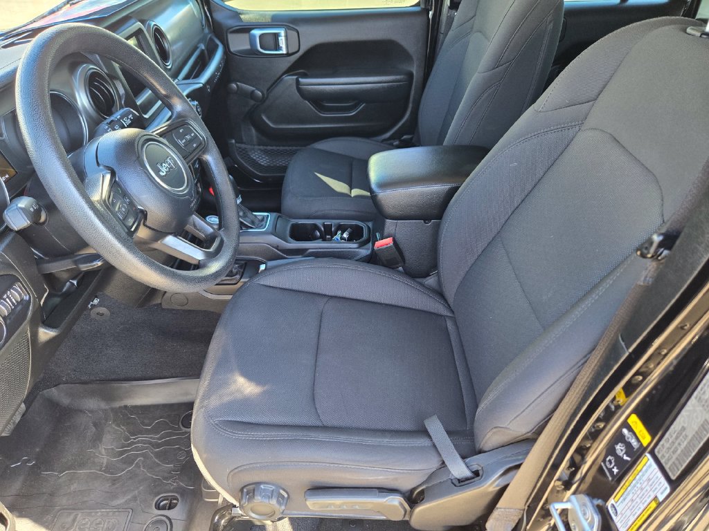 Used 2022 Jeep Wrangler Unlimited Sport AWD/4WD image 10