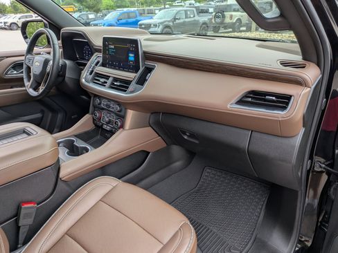 Used 2024 Chevrolet Tahoe High Country w/ Max Trailering Package AWD/4WD image 39
