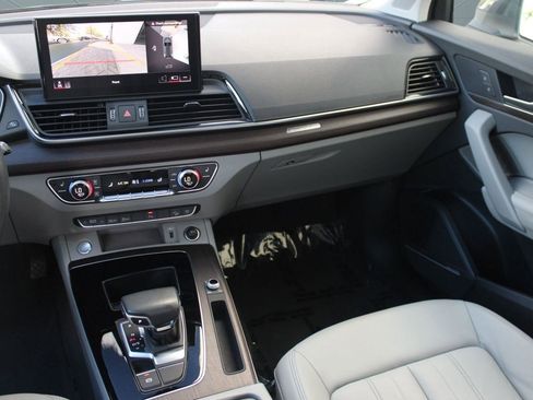 Used 2022 Audi Q5 2.0T Premium Plus image 32