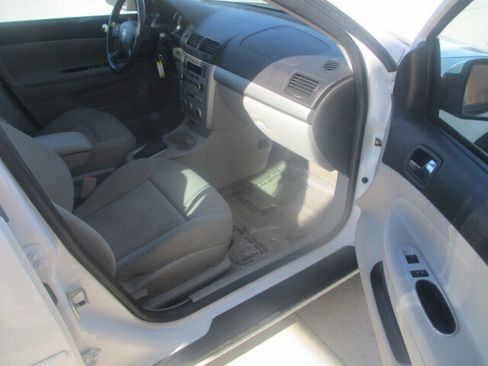 Used 2006 Chevrolet Cobalt LT w/ Preferred Equipment Group image 20