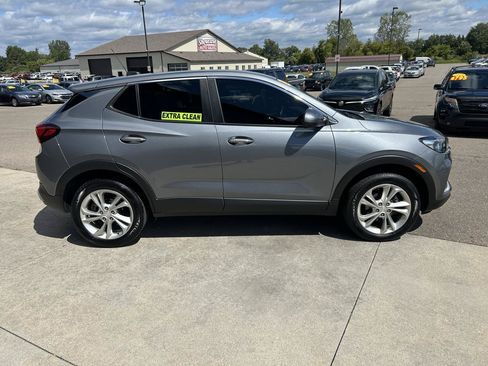Used 2022 Buick Encore GX Preferred w/ Cold Weather Comfort Package AWD/4WD image 4