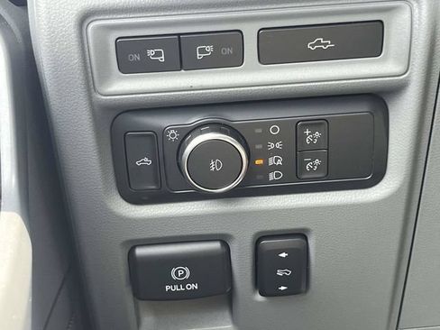 Used 2022 Ford F150 XLT w/ Equipment Group 302A High AWD/4WD image 32