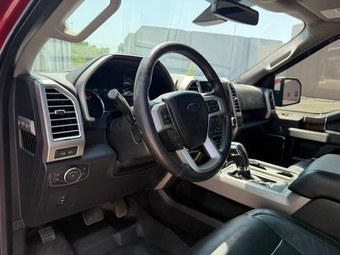 Used 2016 Ford F150 Lariat w/ Equipment Group 502A Luxury AWD/4WD image 16