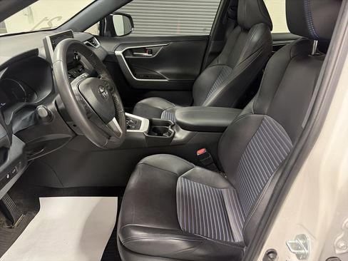 Used 2021 Toyota RAV4 XSE w/ XSE Grade Weather Package image 14