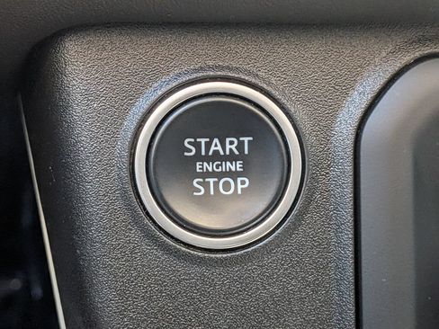 Used 2020 Land Rover Defender 110 HSE AWD/4WD image 30