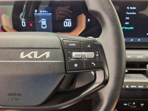 Used 2025 Kia K4 FWD image 20