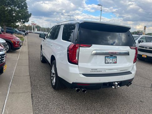 Used 2022 GMC Yukon Denali AWD/4WD image 4