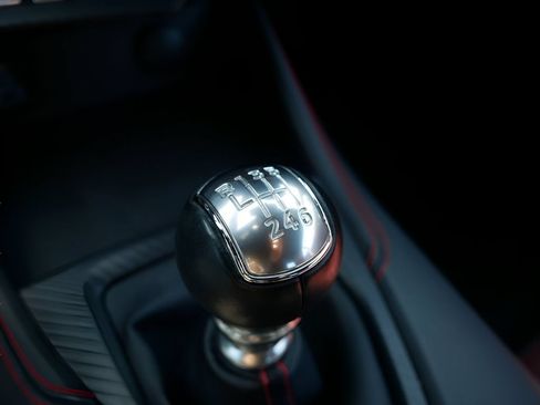 Used 2025 Ford Mustang GT Premium RWD image 23