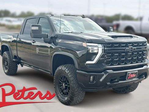 Used 2024 Chevrolet Silverado 2500 ZR2 w/ Technology Package AWD/4WD image 1