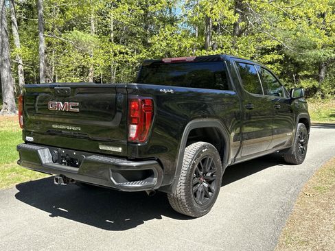 Used 2022 GMC Sierra 1500 Elevation AWD/4WD image 10