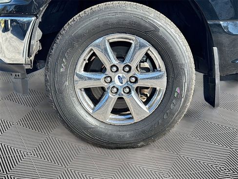 Used 2018 Ford F150 XLT w/ XTR Package image 30