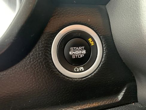 Used 2022 RAM 1500 Big Horn AWD/4WD image 25