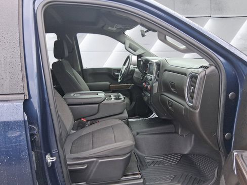 Used 2021 Chevrolet Silverado 1500 RST image 16