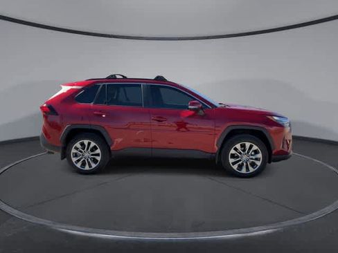 Certified 2025 Toyota RAV4 XLE Premium image 9