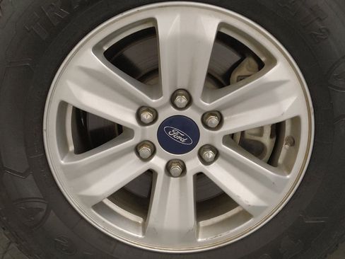 Used 2019 Ford F150 XL w/ Equipment Group 101A Mid AWD/4WD image 31
