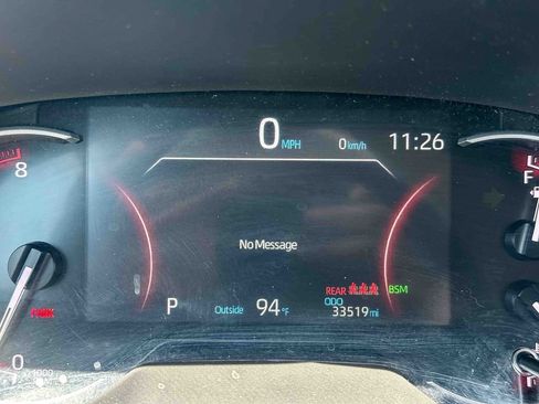 Used 2025 Toyota RAV4 XLE FWD image 25