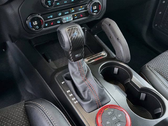 New 2026 Ford Bronco Raptor w/ Interior Carbon Fiber Pack AWD/4WD image 33