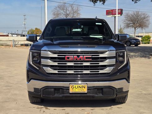 Used 2022 GMC Sierra 1500 SLE w/ Preferred Package image 8