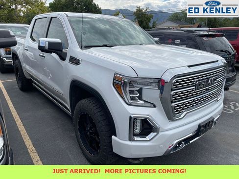 Used 2021 GMC Sierra 1500 Denali w/ Denali Ultimate Package AWD/4WD image 1