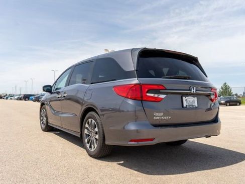 Used 2024 Honda Odyssey EX-L image 5