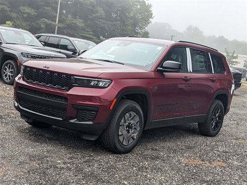 New 2025 Jeep Grand Cherokee L Altitude image 5