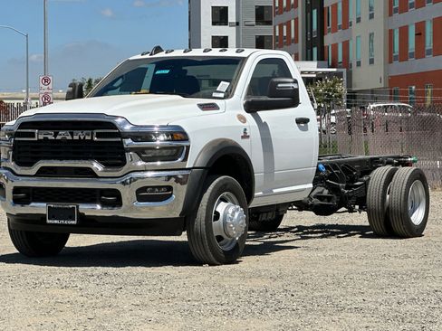 New 2025 RAM 5500 Tradesman image 7