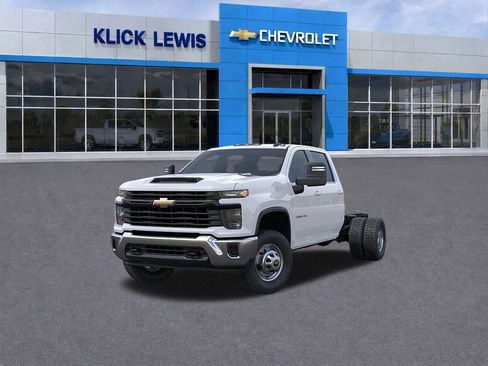 New 2026 Chevrolet Silverado 3500 W/T w/ WT Convenience Package image 8
