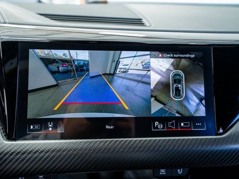 Used 2024 Audi e-tron GT Prestige image 47