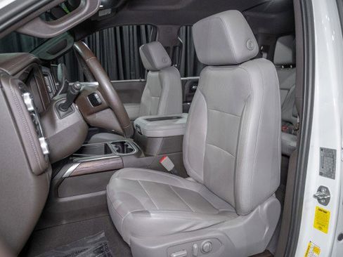 Used 2019 GMC Sierra 1500 SLT w/ SLT Premium Plus Package image 9