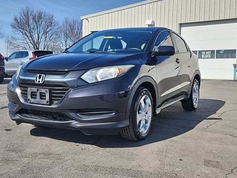 Used 2016 Honda HR-V LX image 3