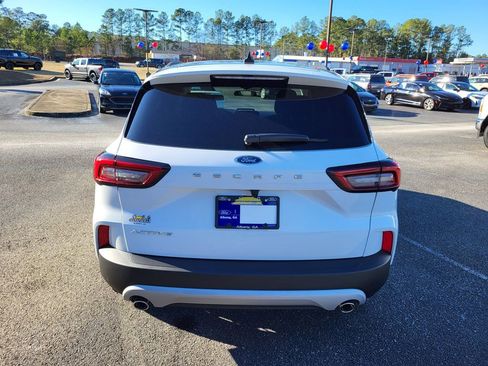 New 2026 Ford Escape Active image 4