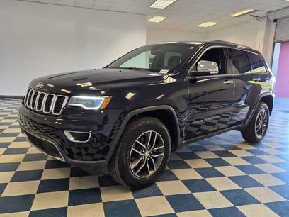Used 2017 Jeep Grand Cherokee Limited w/ Luxury Group II