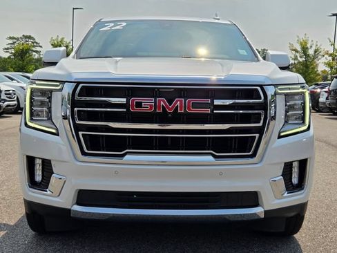 Used 2022 GMC Yukon SLT w/ SLT Premium Package AWD/4WD image 8