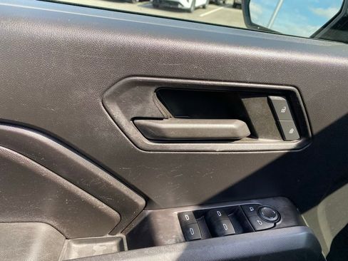 Used 2023 Chevrolet Colorado W/T image 11