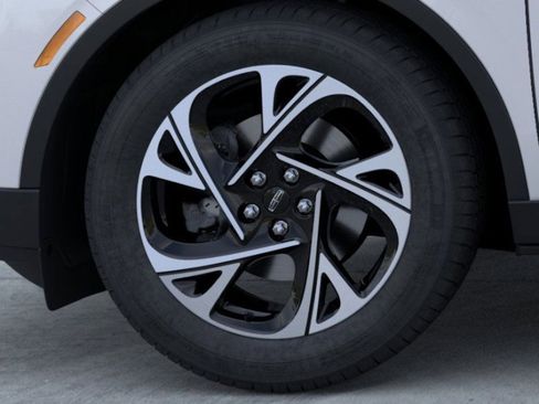 New 2026 Lincoln Nautilus Premier w/ Equipment Group 102A image 19