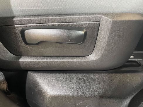 Used 2019 RAM 1500 Express w/ Express Value Package AWD/4WD image 25