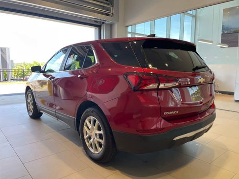 Used 2024 Chevrolet Equinox LT FWD image 18