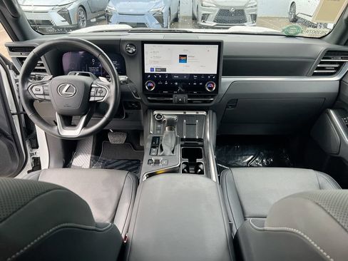 Certified 2025 Lexus GX 550 w/ Accessory Package (31) AWD/4WD image 21