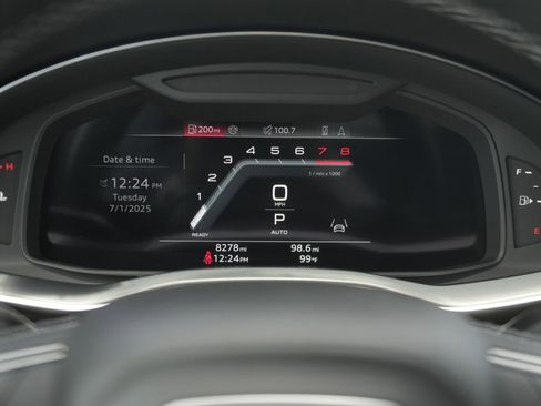 Certified 2025 Audi Q8 Prestige w/ Prestige Package image 15