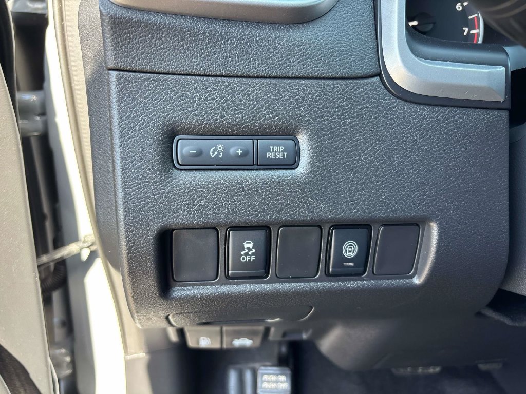 Used 2024 Nissan Murano SV w/ SV Midnight Edition Package AWD/4WD image 32