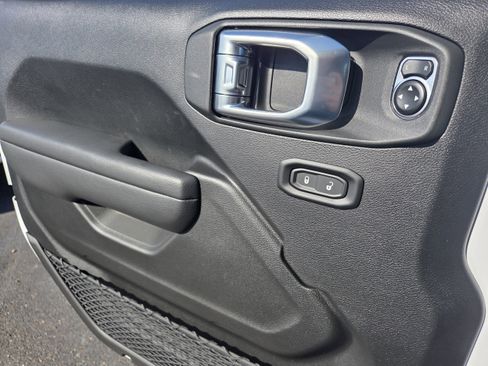 New 2026 Jeep Wrangler Unlimited Sport image 12