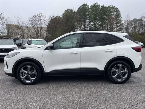 Used 2025 Ford Escape ST-Line w/ Equipment Group 301A image 6