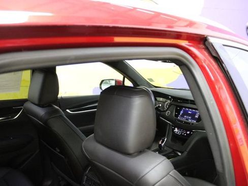 Used 2021 Cadillac XT5 Premium Luxury AWD/4WD image 12