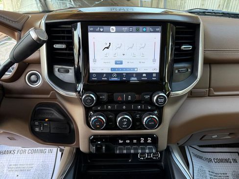 Used 2022 RAM 3500 Laramie AWD/4WD image 14