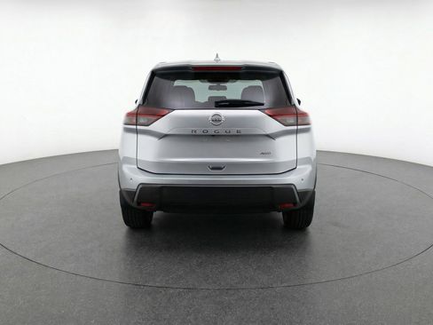 Used 2025 Nissan Rogue SV AWD/4WD image 7