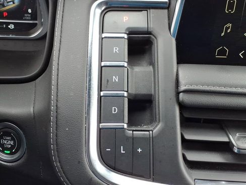 Used 2023 GMC Yukon SLE image 18