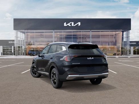 Certified 2026 Kia Sportage EX AWD/4WD image 4