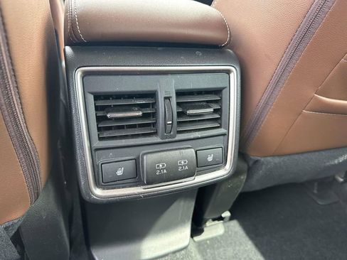 Certified 2021 Subaru Forester Touring AWD/4WD image 9