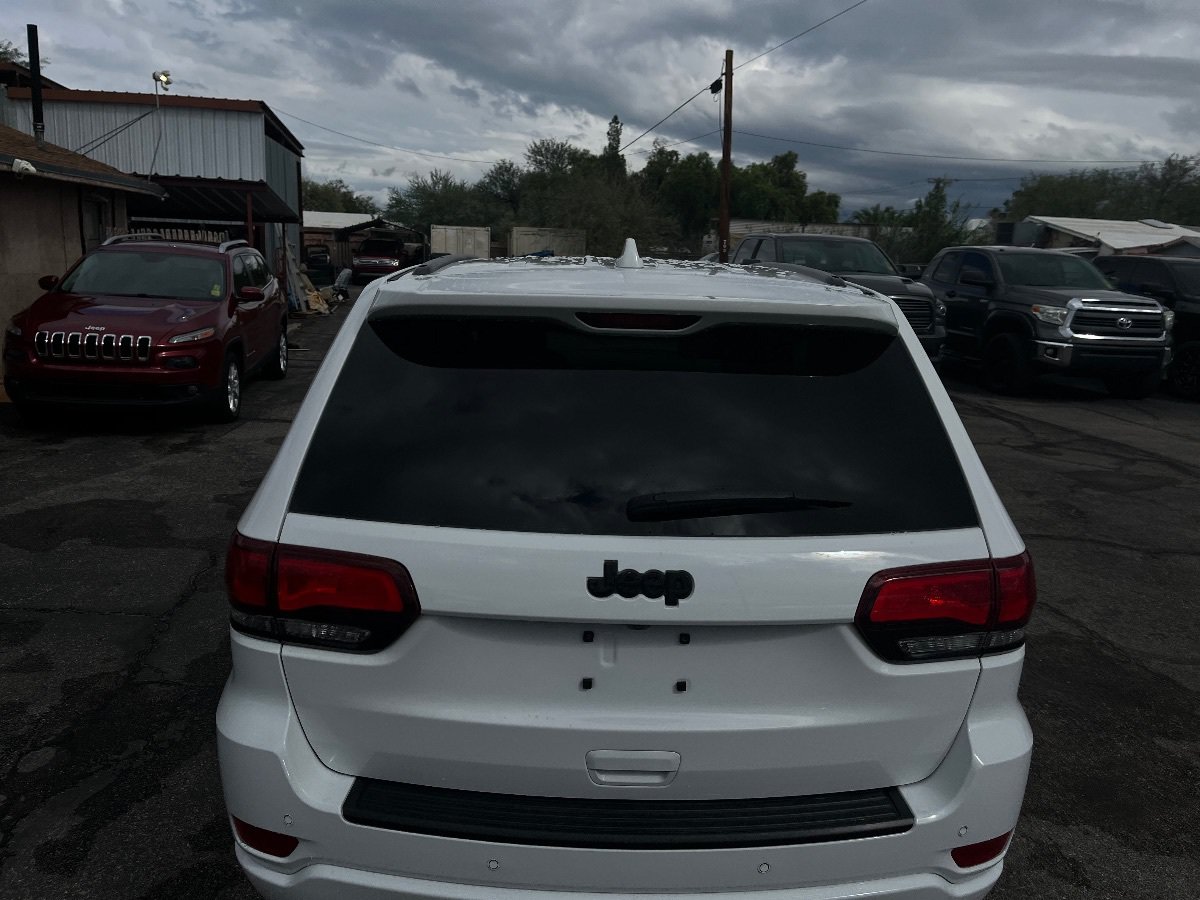 Used 2020 Jeep Grand Cherokee Altitude RWD image 49