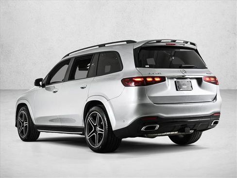 Certified 2025 Mercedes-Benz GLS 450 4MATIC image 8